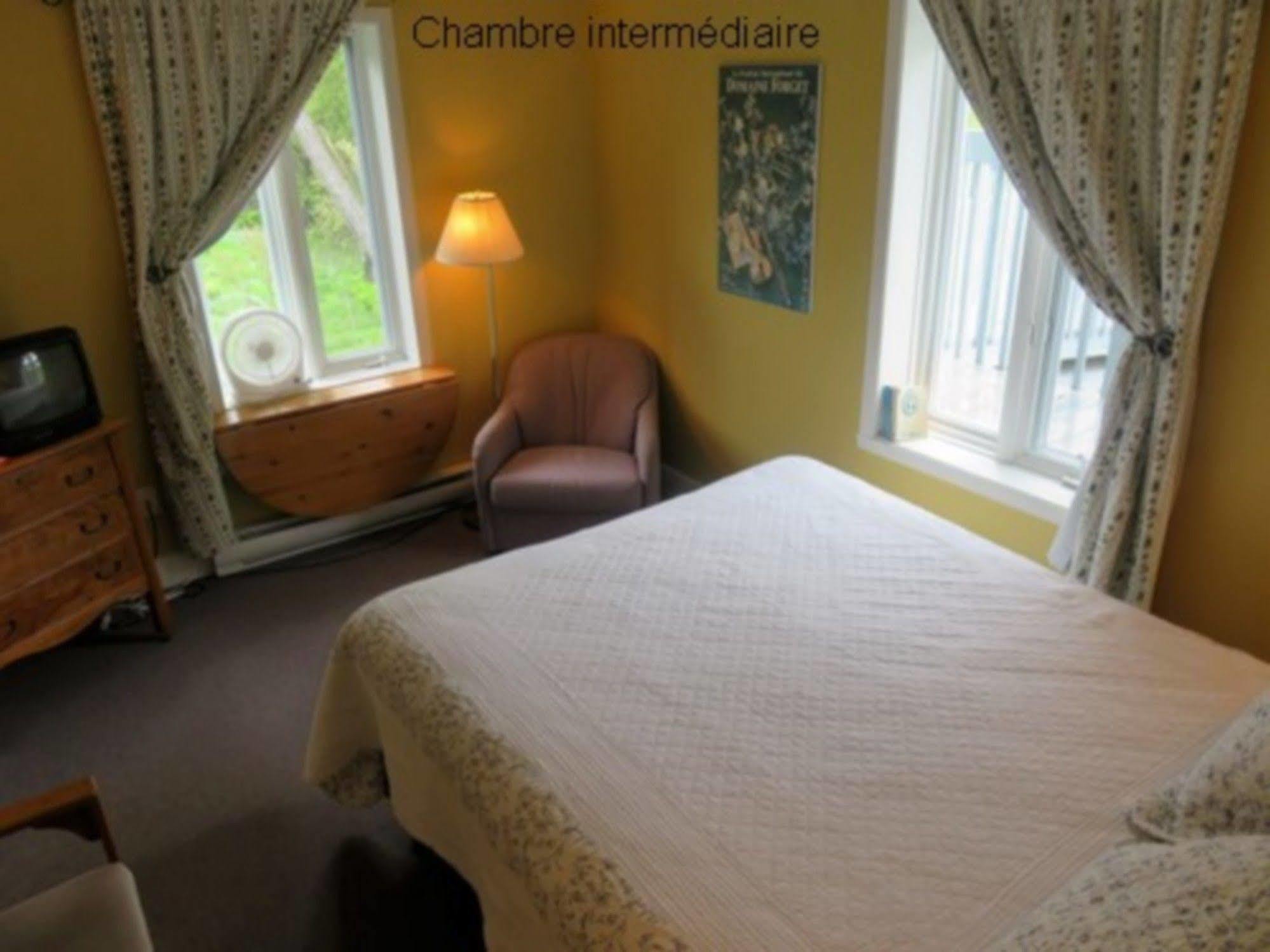 Auberge Beausejour Les Éboulements エクステリア 写真
