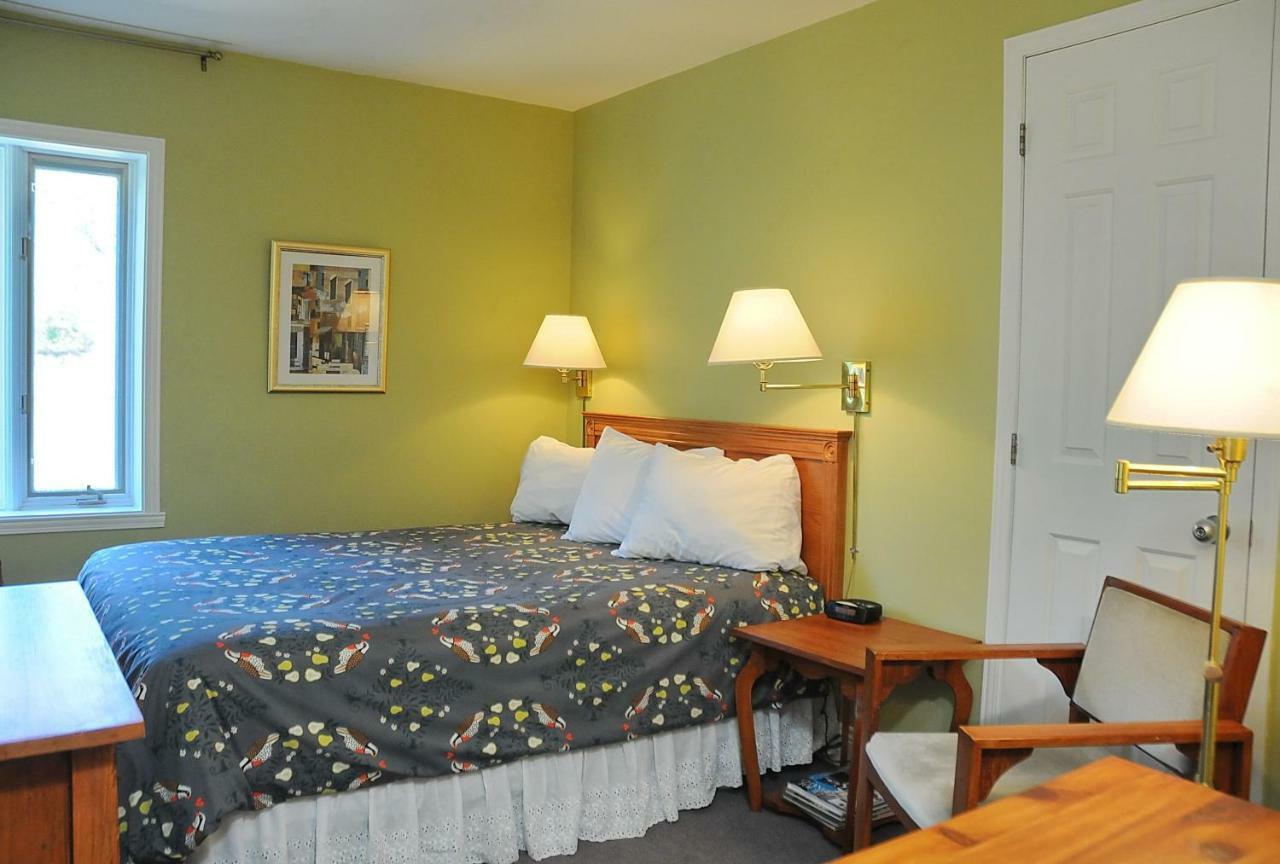 Auberge Beausejour Les Éboulements エクステリア 写真